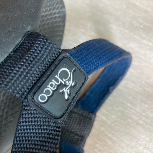 CHACO Sz 8.5 Z1 Toe Wrap Adjustable Strap Vibram Sole Outdoor Sandals - Picture 10 of 13